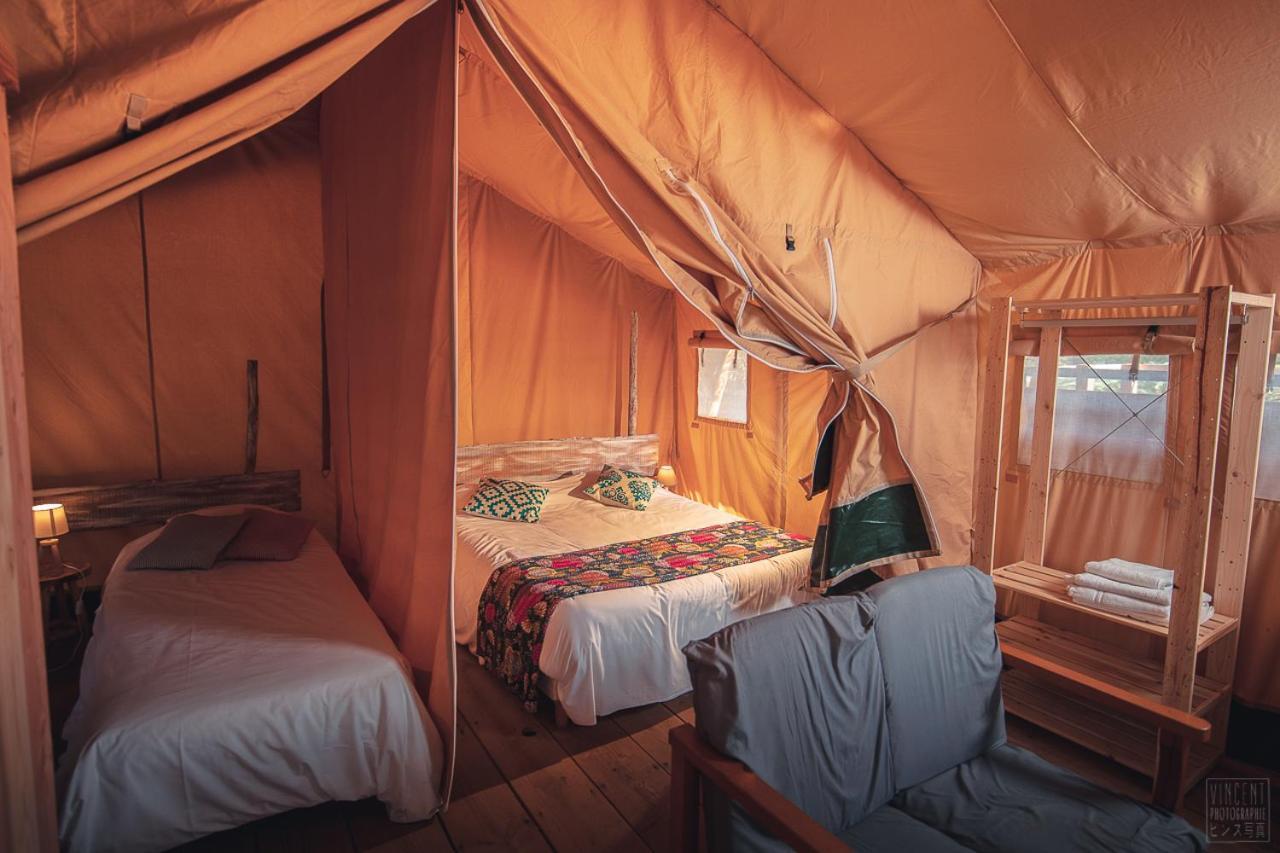 Domaine De La Vitarelle Glamping Villaniere Екстериор снимка
