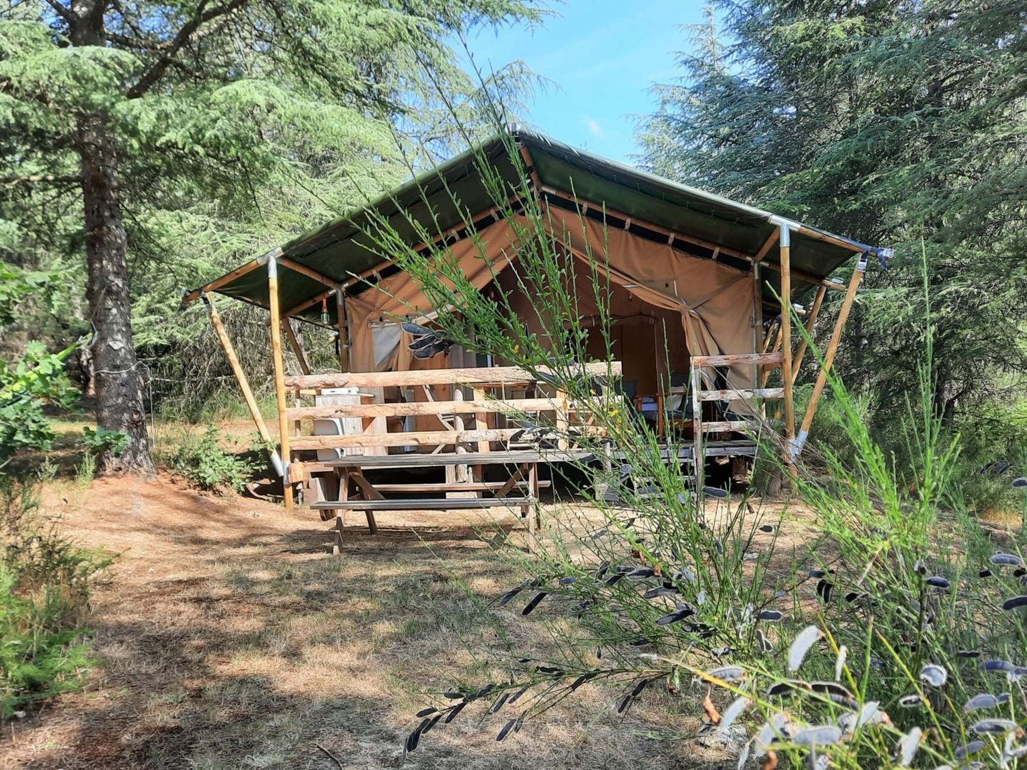 Domaine De La Vitarelle Glamping Villaniere Екстериор снимка